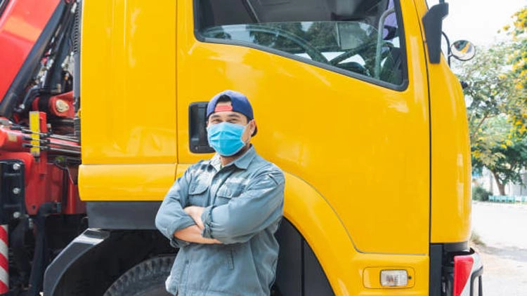 How to Manage the Risks of COVID-19 on Truck Drivers