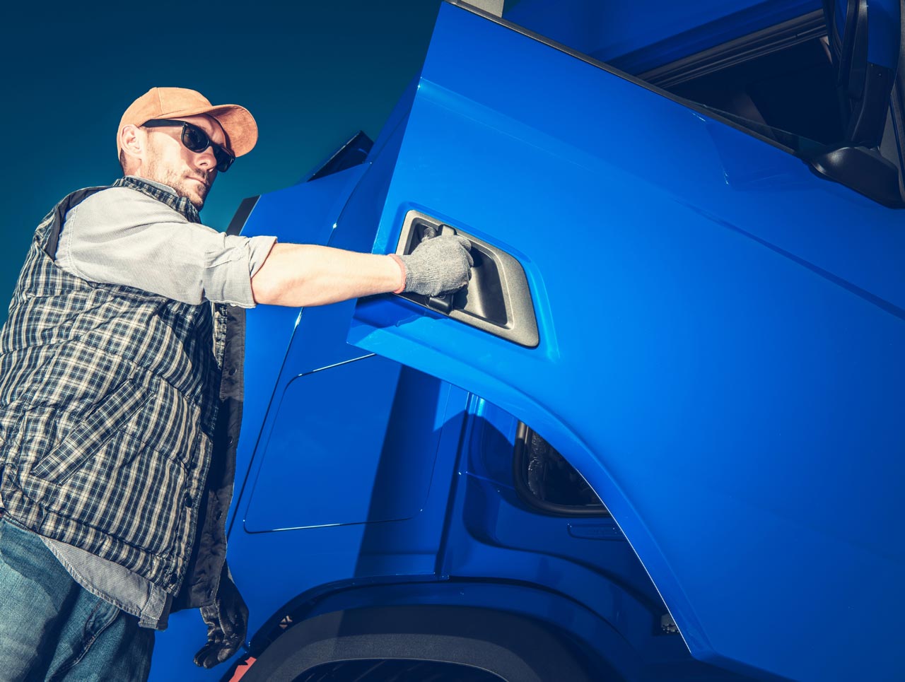Short Term Truck Insurance: Advantages and Disadvantages