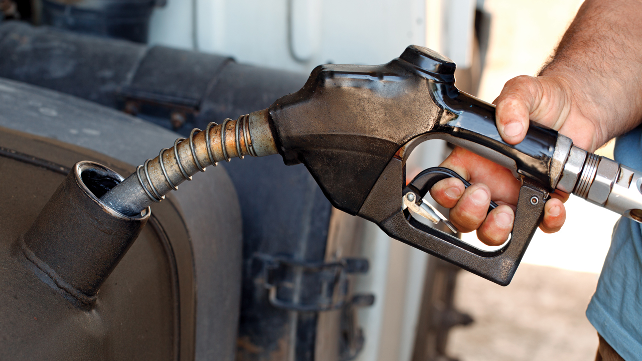 Trucking Industry Tips to Save Money on Fuel