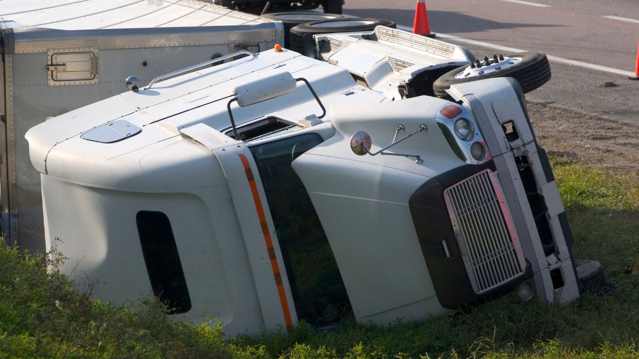 commercial trucking insurance